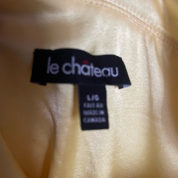 Satin yellow knee length dress. - Picture 3 of 4